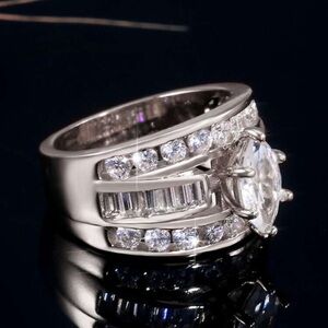 CLAUDETTE SILVER BRIDAL WEDDING BAND